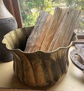 Large Vintage Brass Jardinire  Cachepot Planter with Scalloped Rim