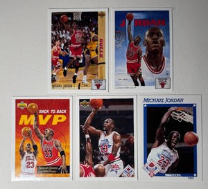 Michael Jordan 5-Card Basketball Card Lot (4)