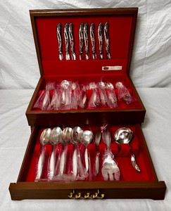 Vintage 1847 Rogers Silverplate Set - Leilani Pattern - Service for 8