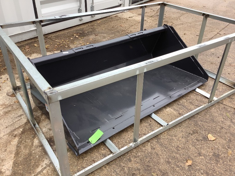 Wolverine Track Duty Bucket (TDB-11-72W)