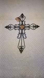 Metal Cross&nbsp