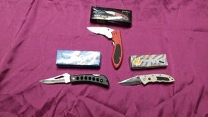 3 Frost knives in original boxes