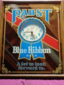 Vintage Pabst mirror clock