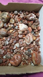 Flat of agates