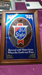 Heilmans Old Style beer sign