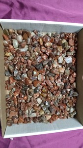 Flat of agates