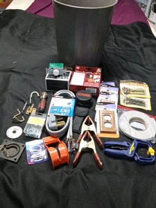 Garbage can of hardware