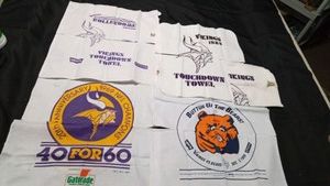 Vintage MN Vikings collective towels