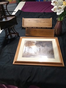 Framed deer print, vase of flowers, 3 shelves
