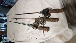 3 vintage rod and reels