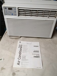 GE AEH 08 LN air conditioner -works