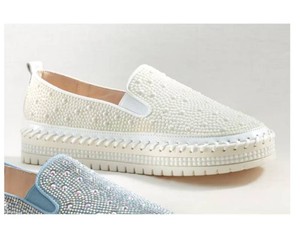 Size 8 Azalea Wang Brittany Slip-On