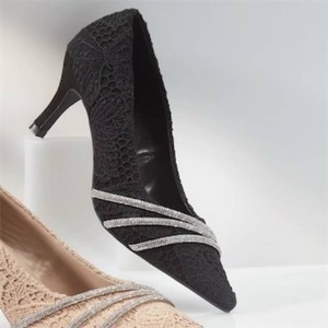 Size 40 Lace Pump With Rhinestone Rope