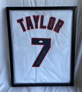 Tom Berenger Autographed w JSA COA Major League Jake Taylor Jersey in Frame