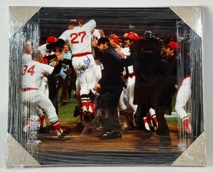 Carlton Fisk Autographed and Framed Baseball Photo