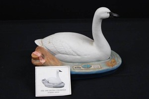 Vintage 1991 Ducks Unlimited Tundra Swan Decanter by Jim Beam