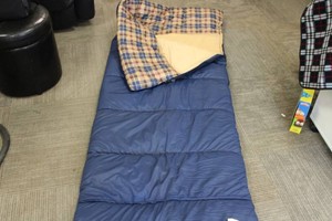 Vintage DuPont Hollofil 808 Sleeping Bag
