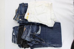 American Eagle Jeans & Shorts Mixed Lot