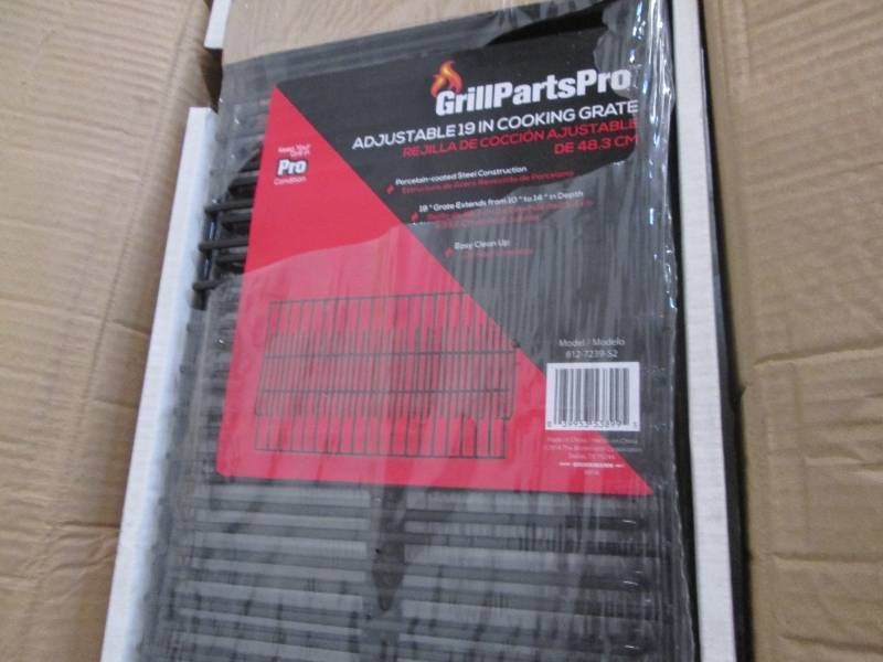 Box of 8 adjustable grill cooking g...