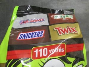 110 Mini assorted candy bars