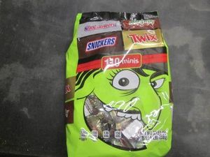 110 Mini assorted candy bars