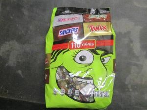 110 Mini assorted candy bars