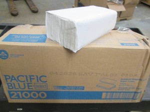 16 Packs of Pacific Blue Multi fold towels
