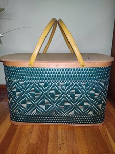 Vintage Burlington Hawkeye Green Woven Picnic Basket