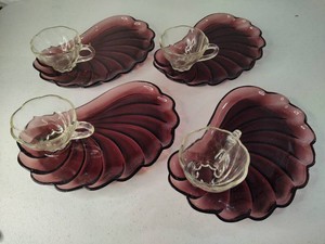 Hazel Atlas Moroccan Amethyst Seashell Snack Set in Original Box