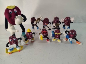 California Raisin Figurines