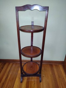 Three Tier Vintage Pie Rack