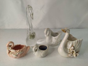Porcelain & Glass Swan Assortment