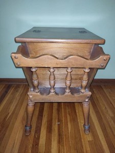 Ethan Allen Baumritter Solid Maple Dough Box End Table