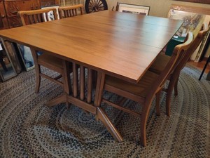 Arts & Crafts Style Solid Wood Table  Four Chairs