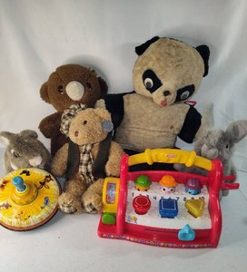 Vintage Bears & Toys