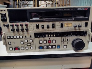 Betacam SP Videocassette Recorder (Model #BVW-75)