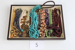 Better Costume Jewelry Lot - Necklaces