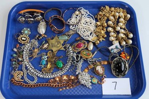 Better Costume Jewelry Lot - Necklaces, Bracelets, Brooches