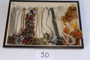 Better Costume Jewelry Lot - Necklaces