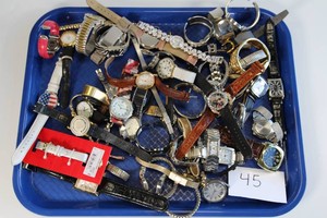 Large Lot of VintageMiscellaneous Watches