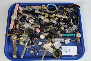Large Lot of VintageMiscellaneous Watches