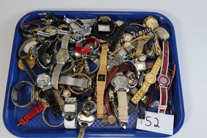 Large Lot of VintageMiscellaneous Watches