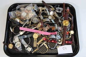Large Lot of VintageMiscellaneous Watches