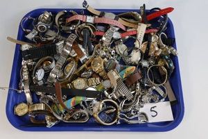 Estate Watch Lot - Vintage and Modern