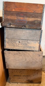 Vintage Royal Bohemian Beer Crate Duluth and 4 Other Vintage Crates