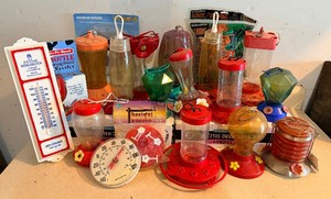 Very Large Bird Feeder and Outdoor Lot