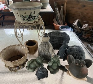 Garden Decor Lot FrogsBirds