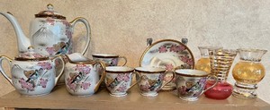 Lot of 12 pc AsianOriental Teaset Lot Appleblossoms and Gold