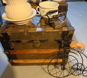 Duluth Steamer Trunk and Ironstone Lot