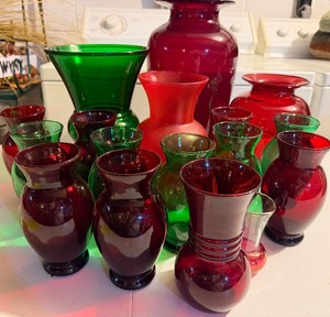 Red and Green Glass Vase LOT